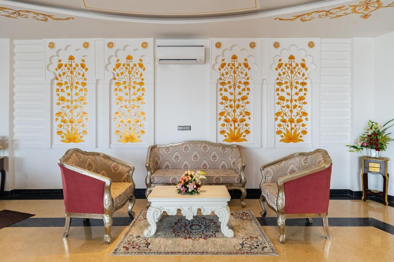 Traavista Aravali Mahal Udaipur Exterior photo