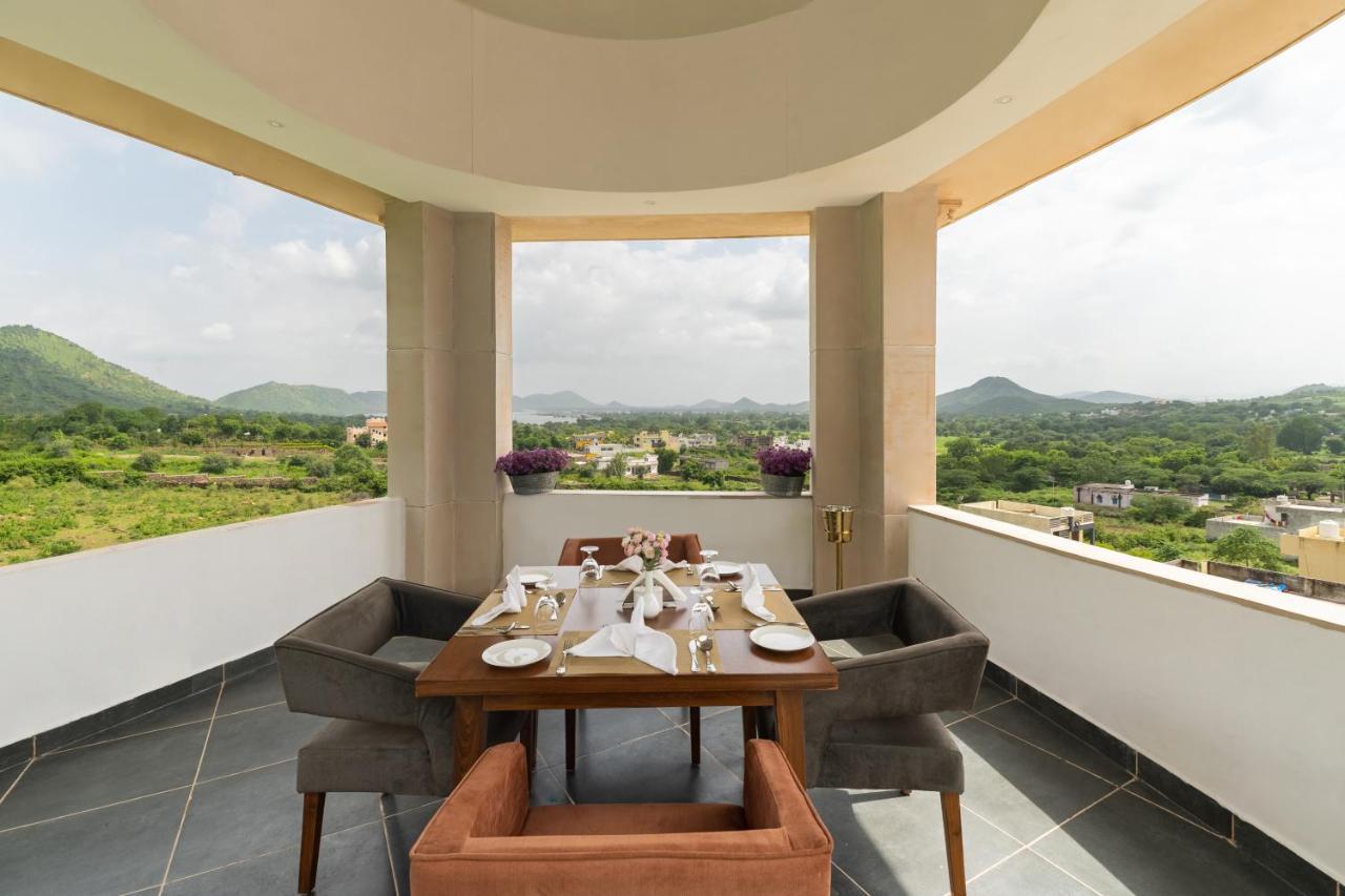 Traavista Aravali Mahal Udaipur Exterior photo