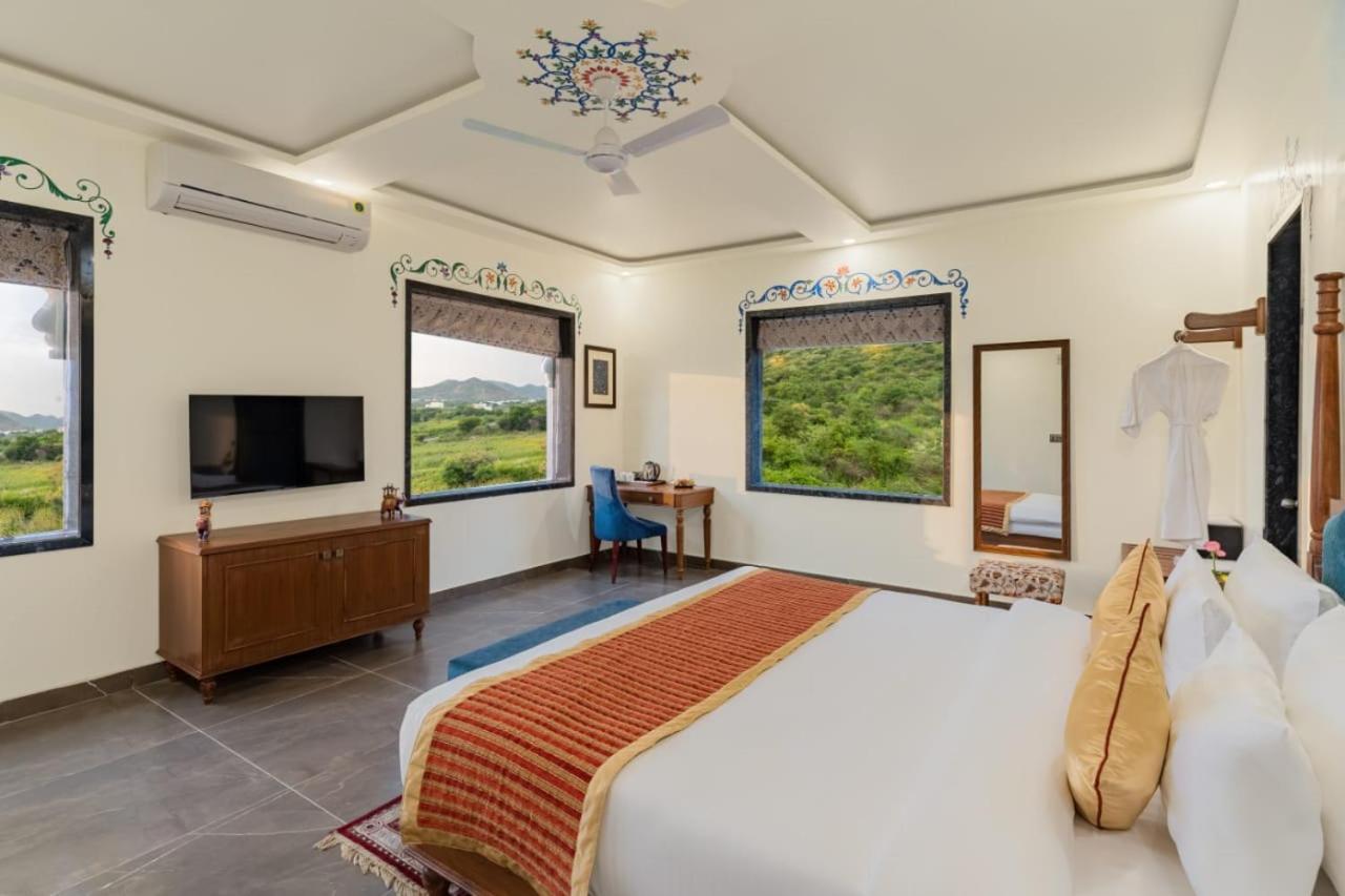 Traavista Aravali Mahal Udaipur Exterior photo