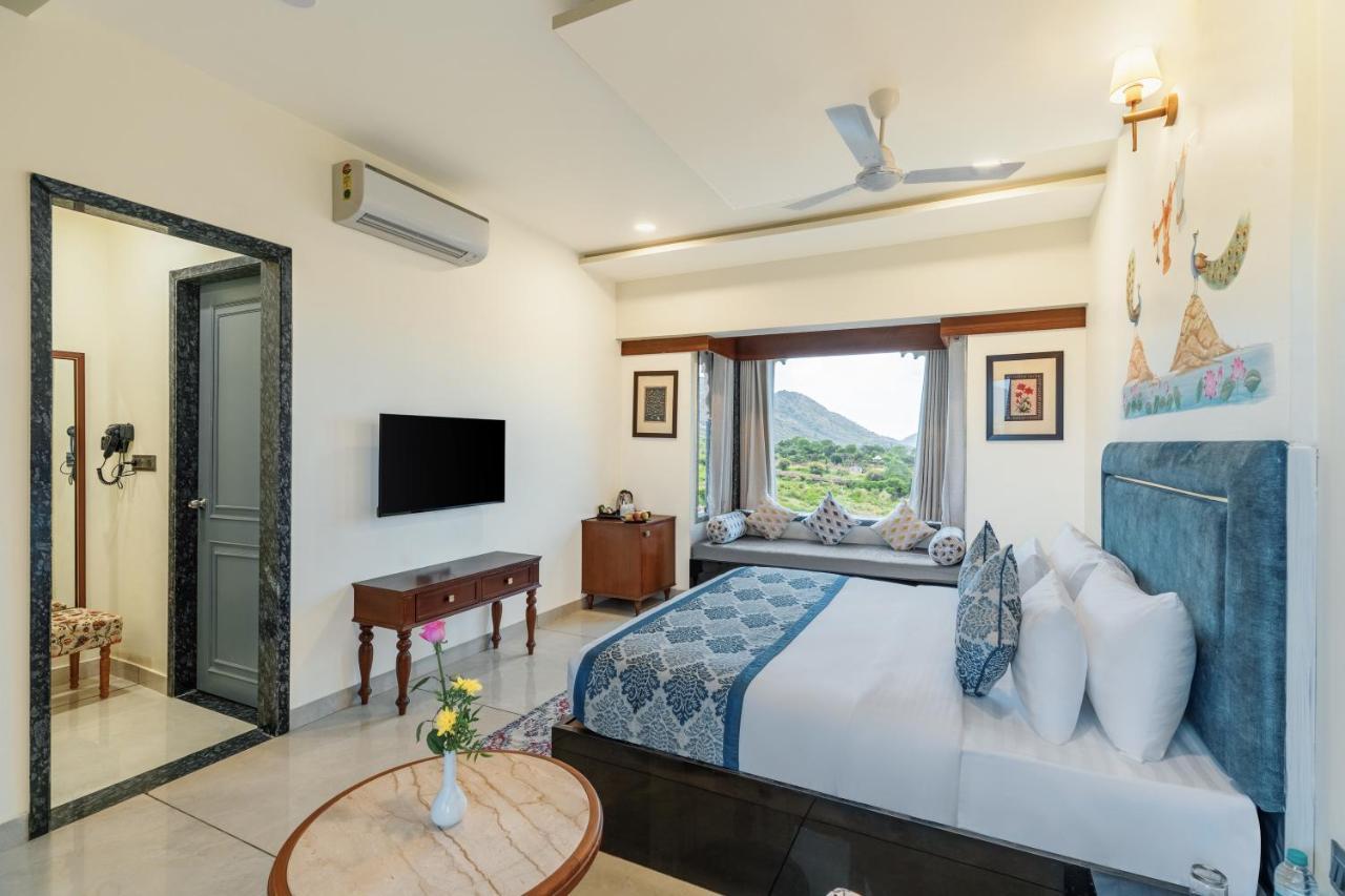 Traavista Aravali Mahal Udaipur Exterior photo