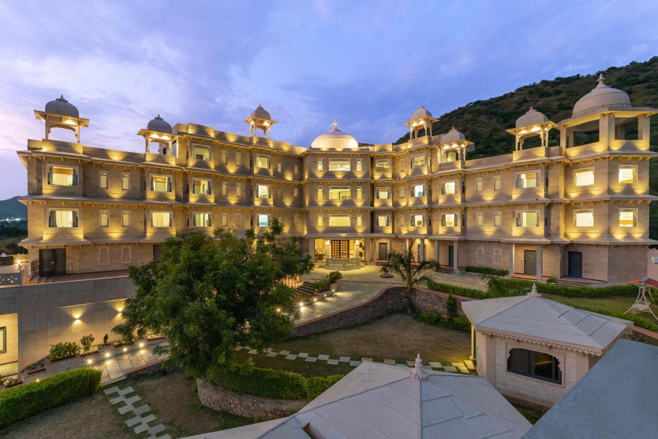 Traavista Aravali Mahal Udaipur Exterior photo